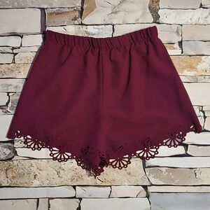 XS | Scalloped Laser Cut Elastic-Waist Shorts